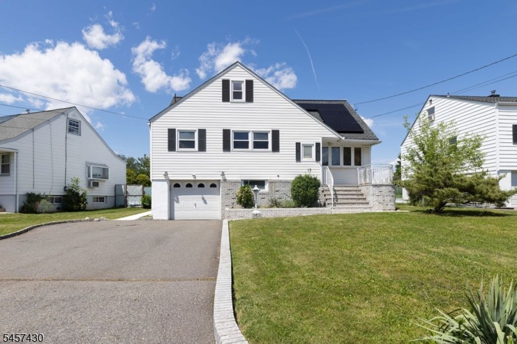 19 Jonquil Cir, Woodbridge Twp., NJ 08863 — exterior