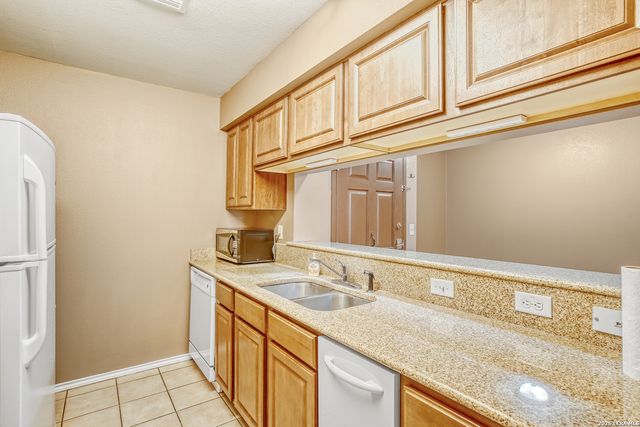 4111 Medical Dr Apt B103, San Antonio, TX 78229