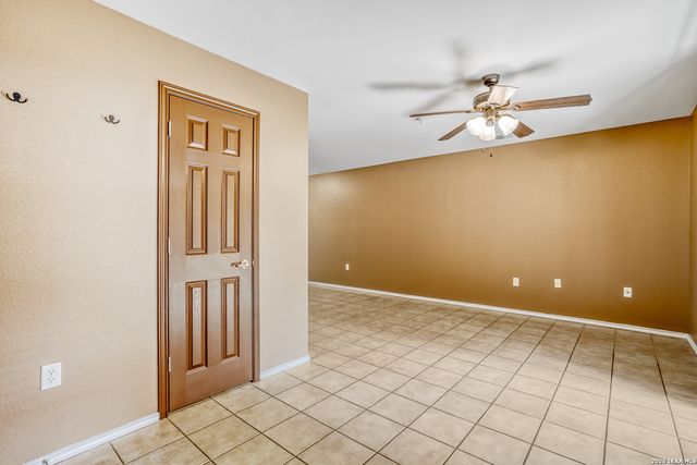 4111 Medical Dr Apt B103, San Antonio, TX 78229