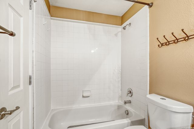 4111 Medical Dr Apt B103, San Antonio, TX 78229