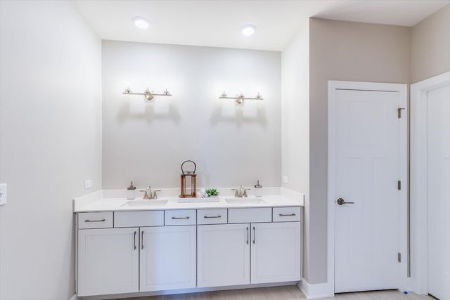 23306 W Kennebec Drive, Plainfield, IL 60585