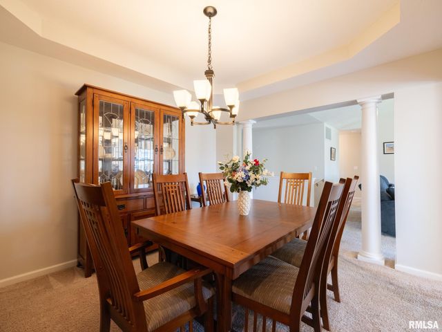 1913 ENGLISH OAK, Washington, IL 61571