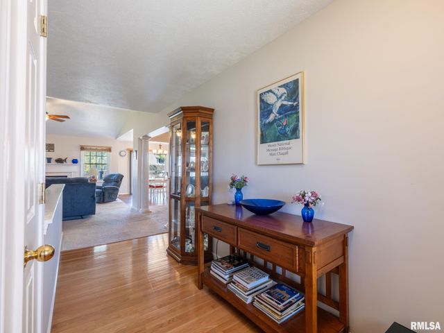 1913 ENGLISH OAK, Washington, IL 61571