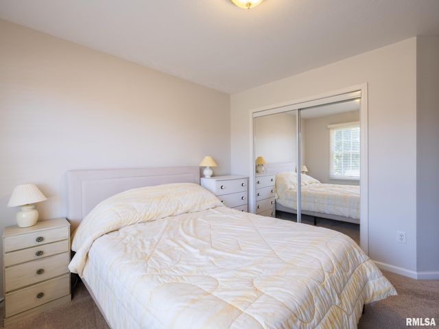1913 ENGLISH OAK, Washington, IL 61571