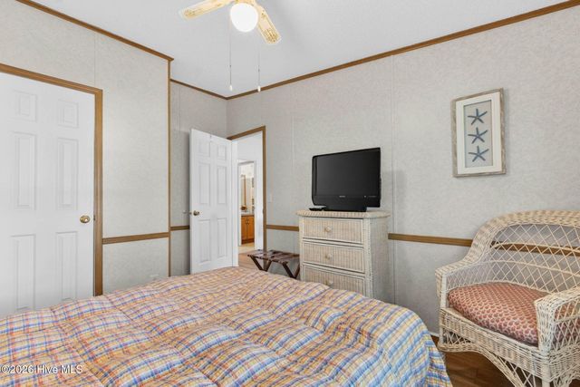 214 Dogwood Drive, Sunset Beach, NC 28468