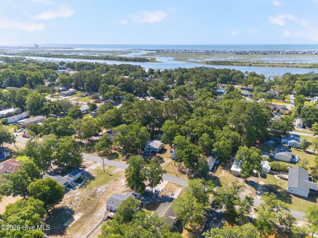 214 Dogwood Drive, Sunset Beach, NC 28468
