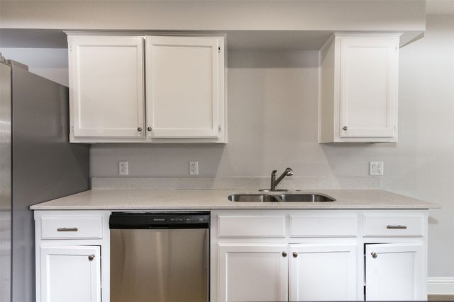 2501 Windy Pine Lane, Arlington, TX 76015