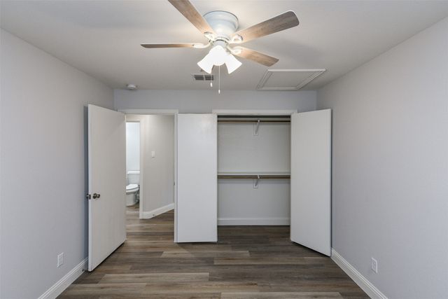 2501 Windy Pine Lane, Arlington, TX 76015