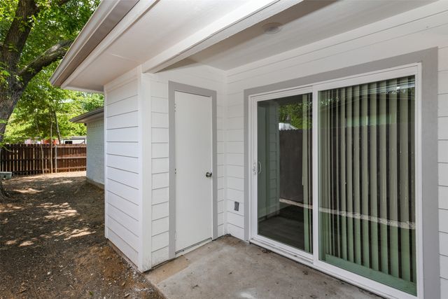 2501 Windy Pine Lane, Arlington, TX 76015