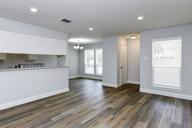 2501 Windy Pine Lane, Arlington, TX 76015