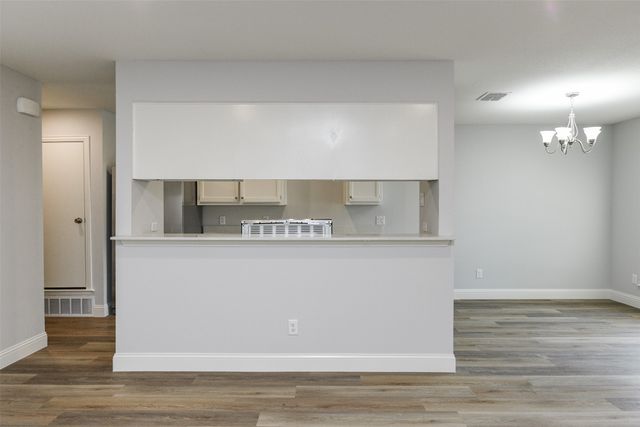 2501 Windy Pine Lane, Arlington, TX 76015