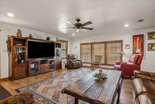 110 Vz County Road 2121, Canton, TX 75103