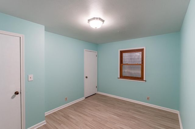 1740 Onacrest Curve, Maplewood, MN 55117