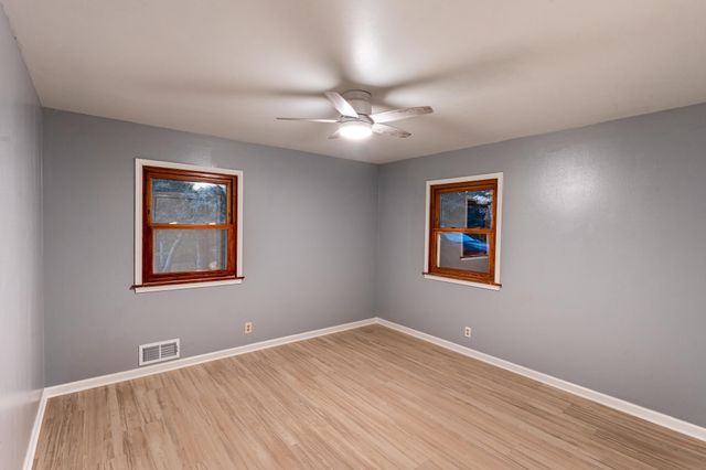 1740 Onacrest Curve, Maplewood, MN 55117