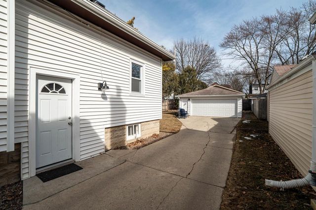 2908 N 74th STREET, Milwaukee, WI 53210