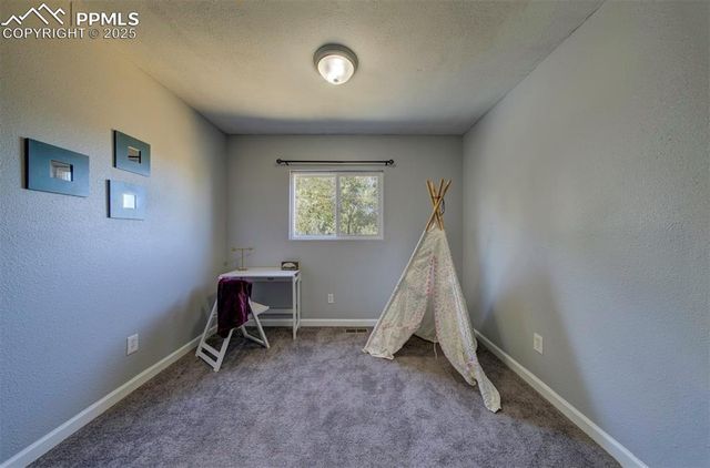 3378 Foxridge Drive, Colorado Springs, CO 80916