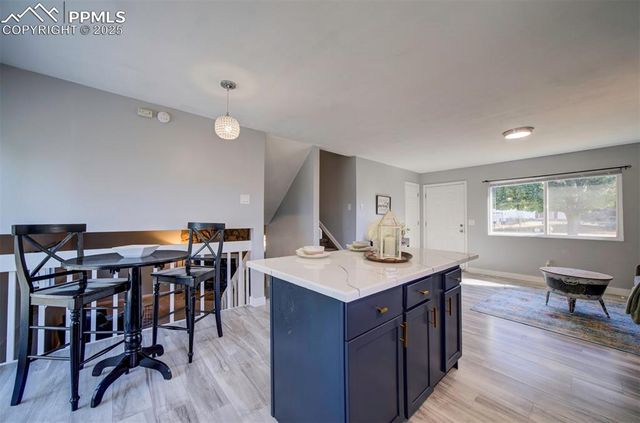 3378 Foxridge Drive, Colorado Springs, CO 80916