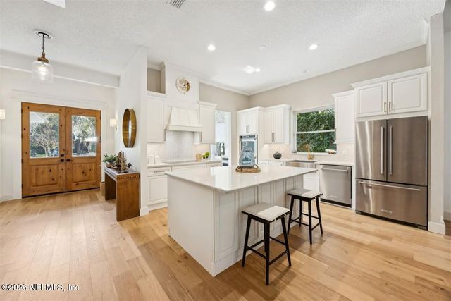 2415 LOS ROBLES Drive, Fernandina Beach, FL 32034