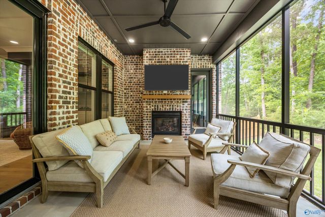 353 Saint Louis Street, Madison, AL 35758