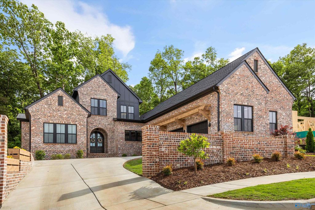 353 Saint Louis Street, Madison, AL 35758