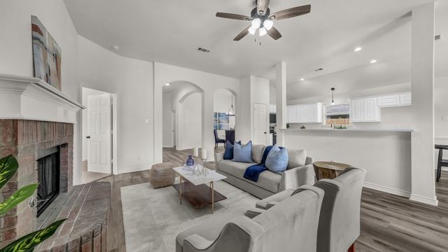 4567 Summerbrook Circle, Fort Worth, TX 76137