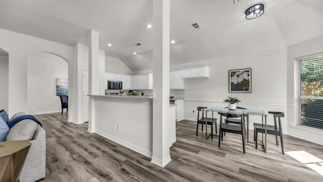4567 Summerbrook Circle, Fort Worth, TX 76137