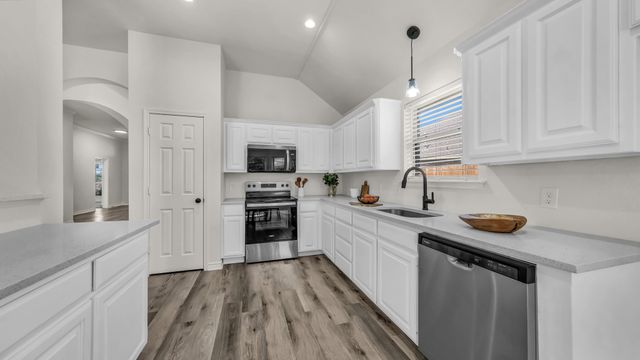 4567 Summerbrook Circle, Fort Worth, TX 76137