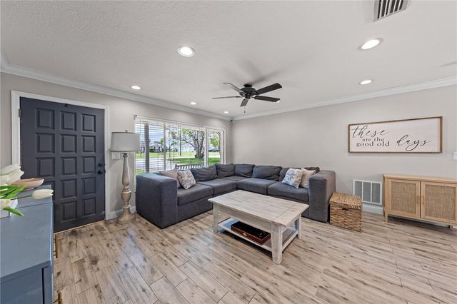 6137 BASS HIGHWAY, St Cloud, FL 34771