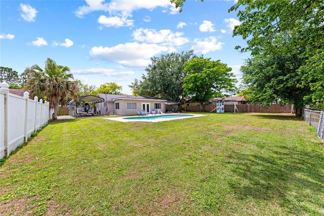 6137 BASS HIGHWAY, St Cloud, FL 34771