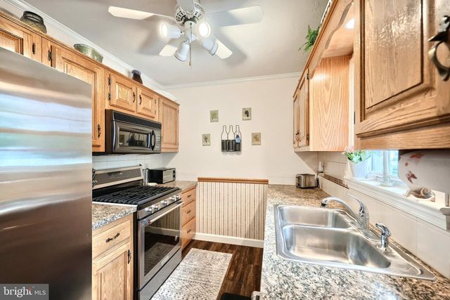 25 FIELDCREST DR, Littlestown, PA 17340