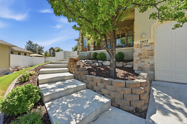 5977 W HEAVY CLOUD CIR, Herriman, UT 84096