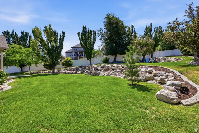 5977 W HEAVY CLOUD CIR, Herriman, UT 84096