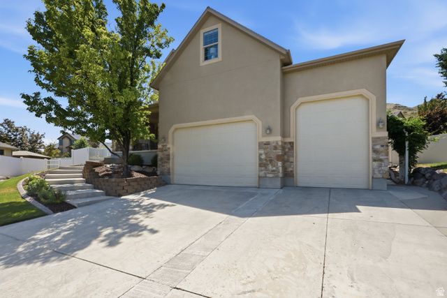 5977 W HEAVY CLOUD CIR, Herriman, UT 84096