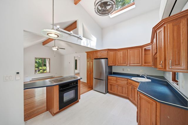 2114 Timber Lane, Norvell Twp, MI 49230