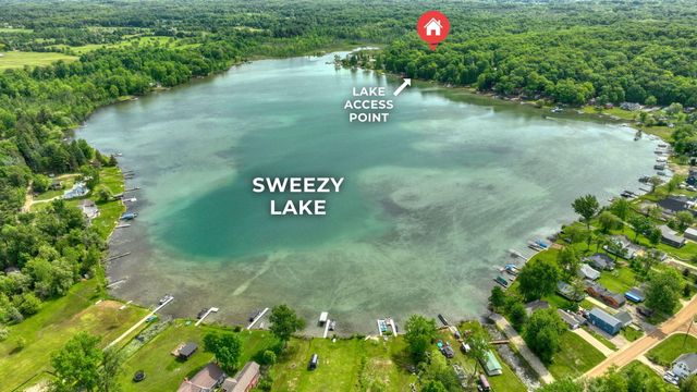 2114 Timber Lane, Norvell Twp, MI 49230