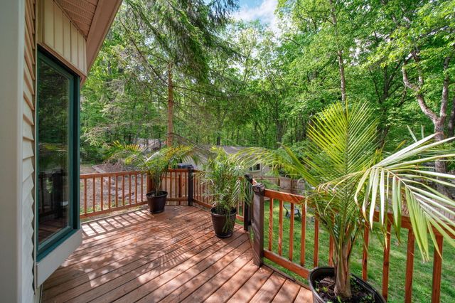 2114 Timber Lane, Norvell Twp, MI 49230