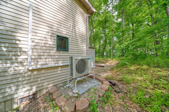 2114 Timber Lane, Norvell Twp, MI 49230
