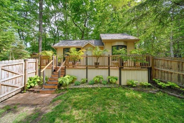 2114 Timber Lane, Norvell Twp, MI 49230