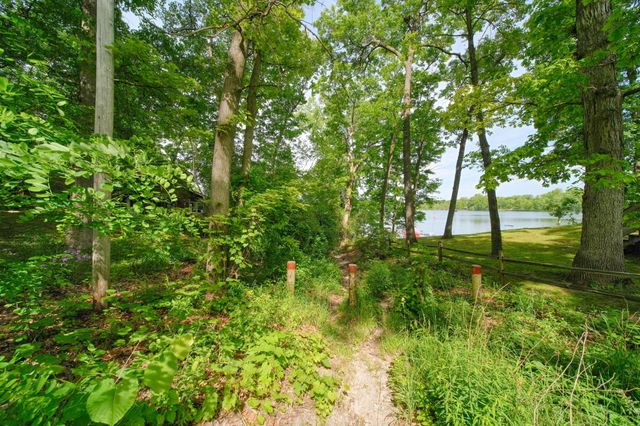 2114 Timber Lane, Norvell Twp, MI 49230