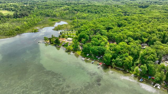 2114 Timber Lane, Norvell Twp, MI 49230