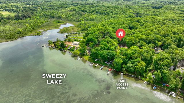 2114 Timber Lane, Norvell Twp, MI 49230
