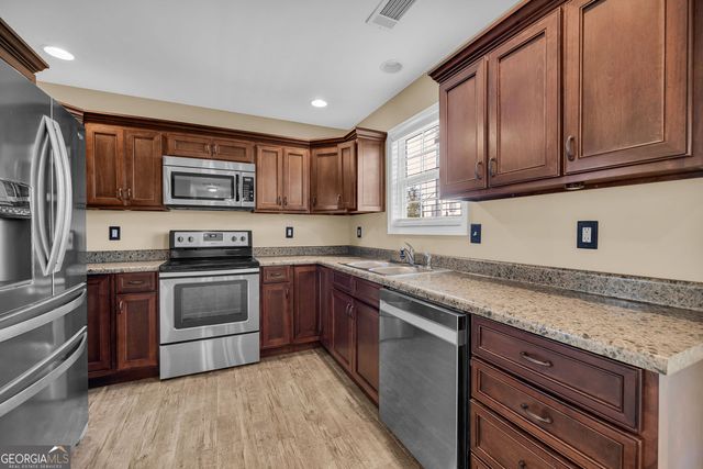 181 Charity Drive, Lavonia, GA 30553
