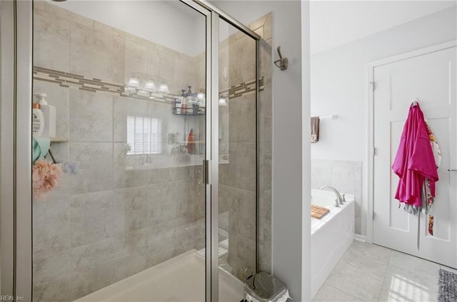 5449 Memorial DR, Virginia Beach, VA 23455