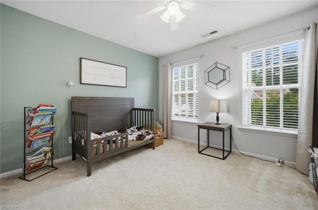 5449 Memorial DR, Virginia Beach, VA 23455