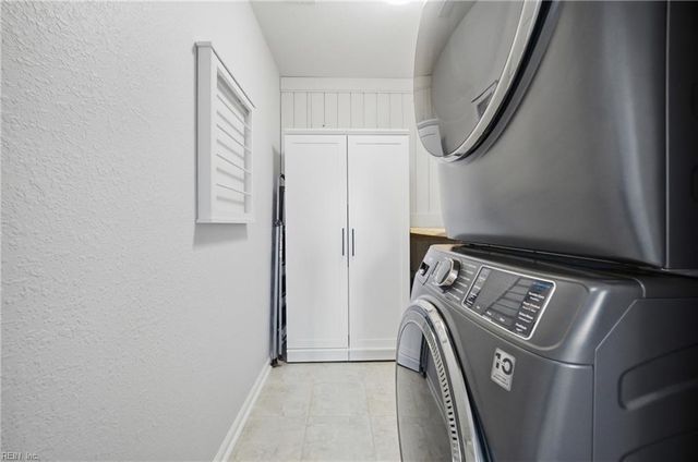 5449 Memorial DR, Virginia Beach, VA 23455