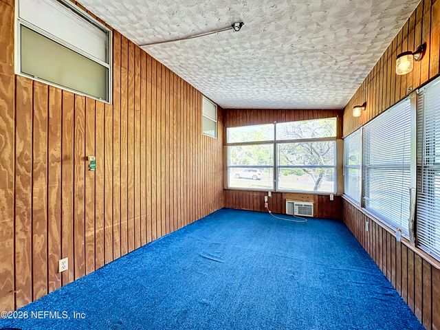 139 DUNN Avenue, San Mateo, FL 32187