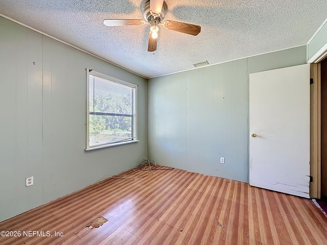 139 DUNN Avenue, San Mateo, FL 32187