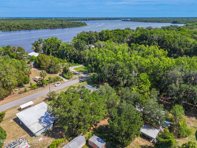 139 DUNN Avenue, San Mateo, FL 32187