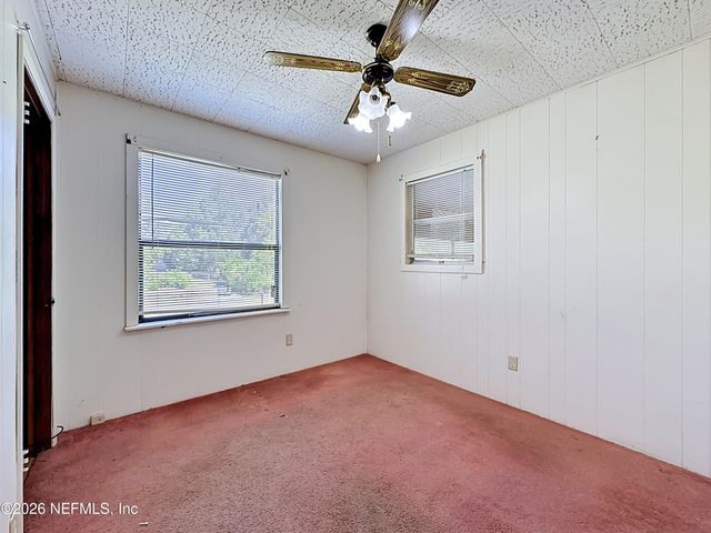 139 DUNN Avenue, San Mateo, FL 32187