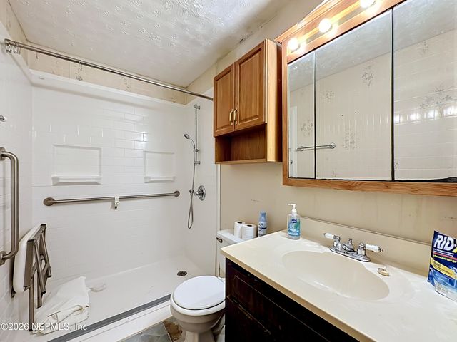 139 DUNN Avenue, San Mateo, FL 32187